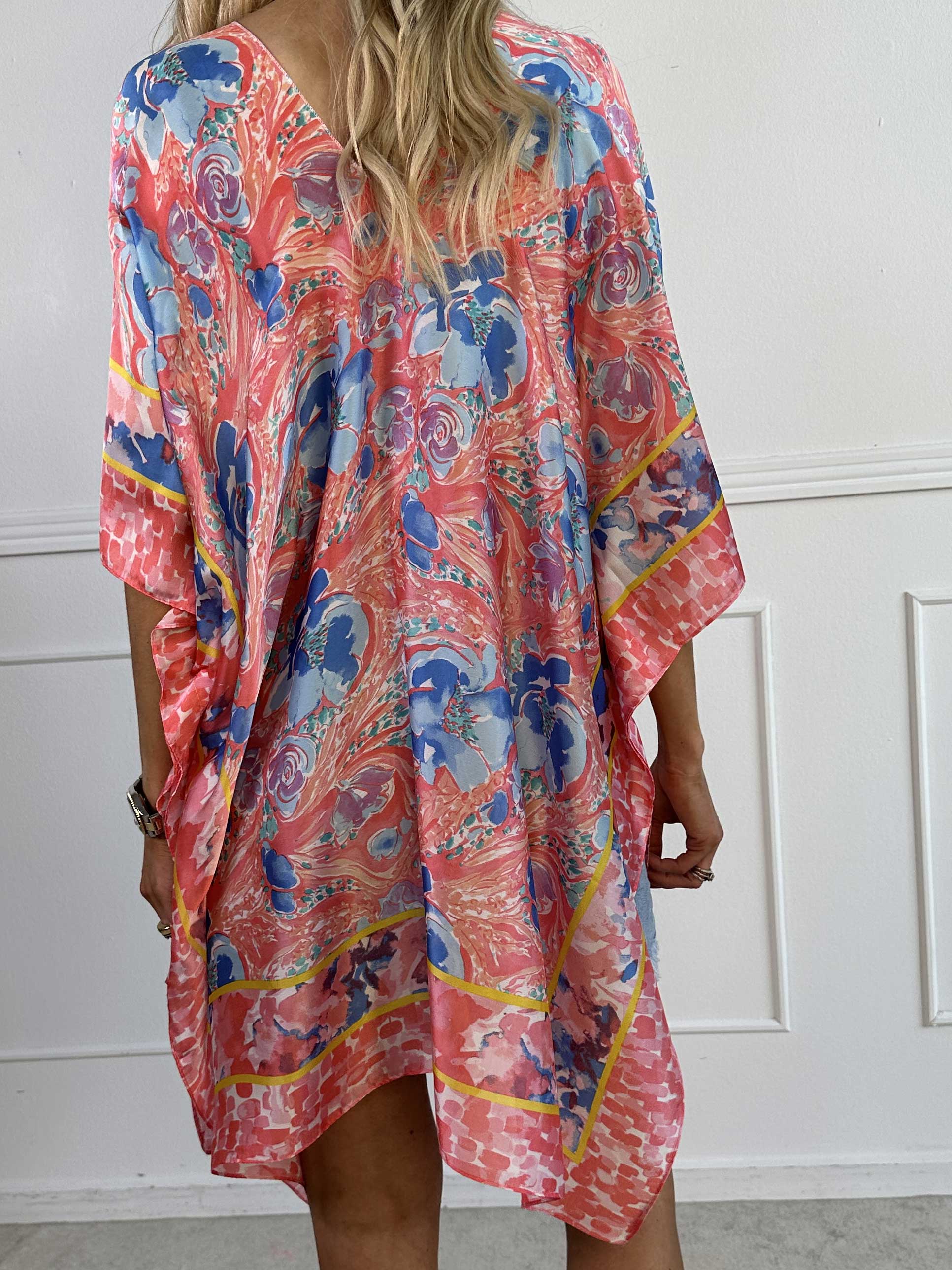 Fryd - Mönstrad tunika i mjuk viskos och siden